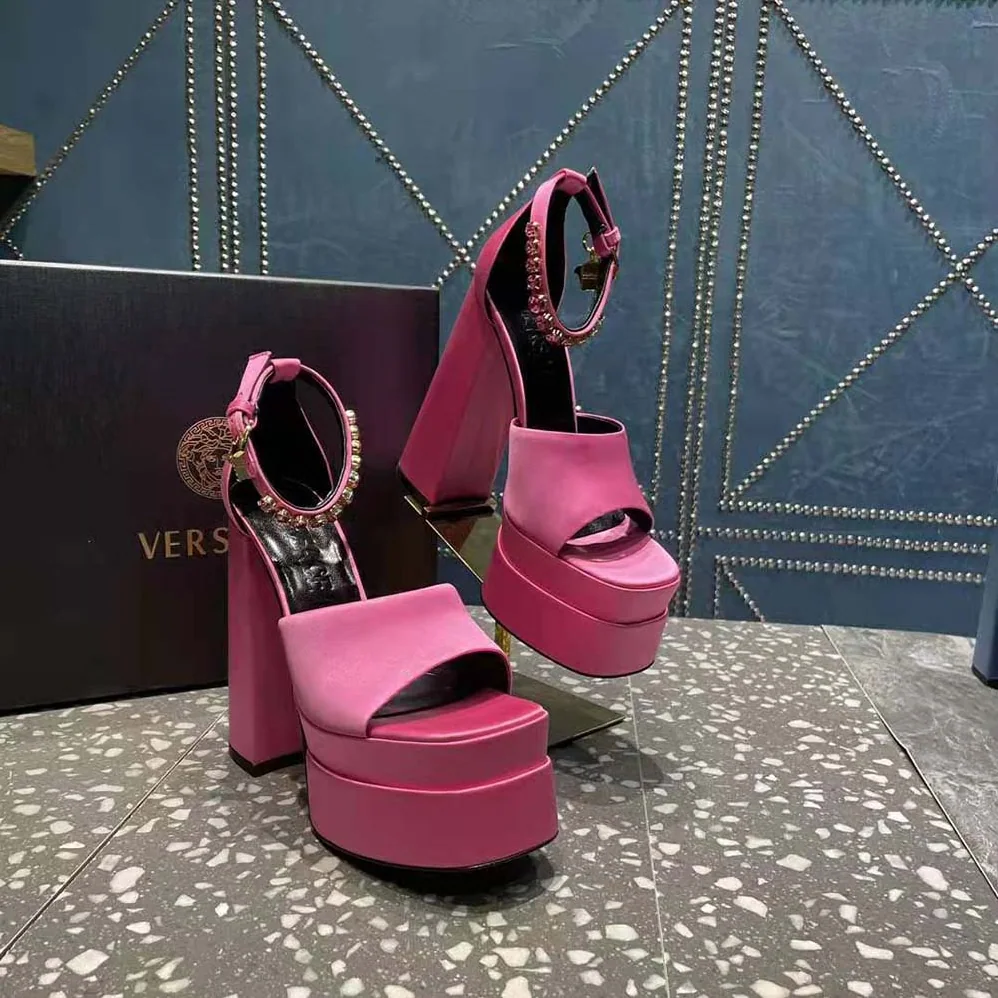 Versace Medusa Aevitas Platform Sandals for Women in Pink Versace Medusa Aevitas Platform Sandals for Women in Pink