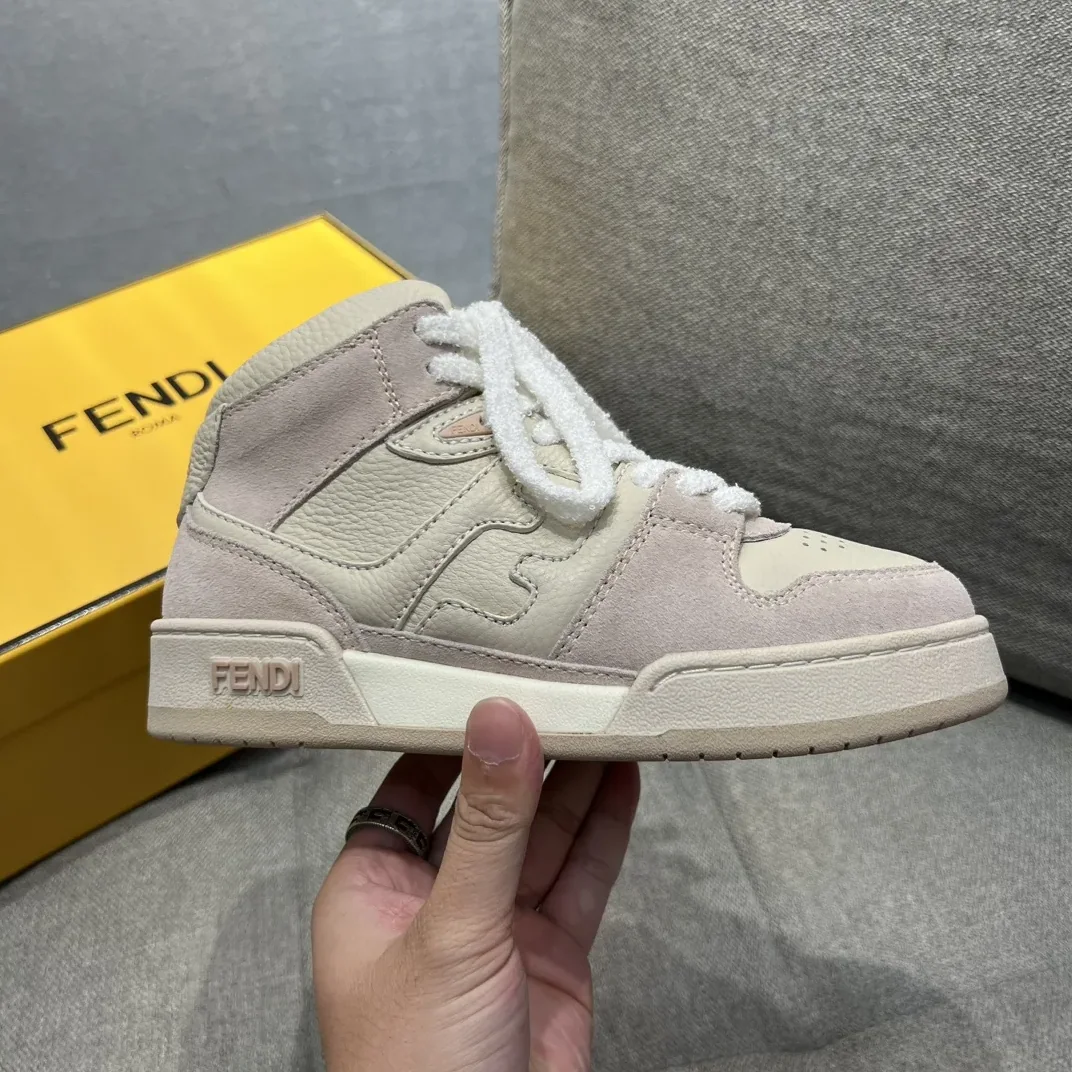 FD Fendi Match Lace-Up High in Top Sneakers Green FD Fendi Match Lace-Up High in Top Sneakers Green