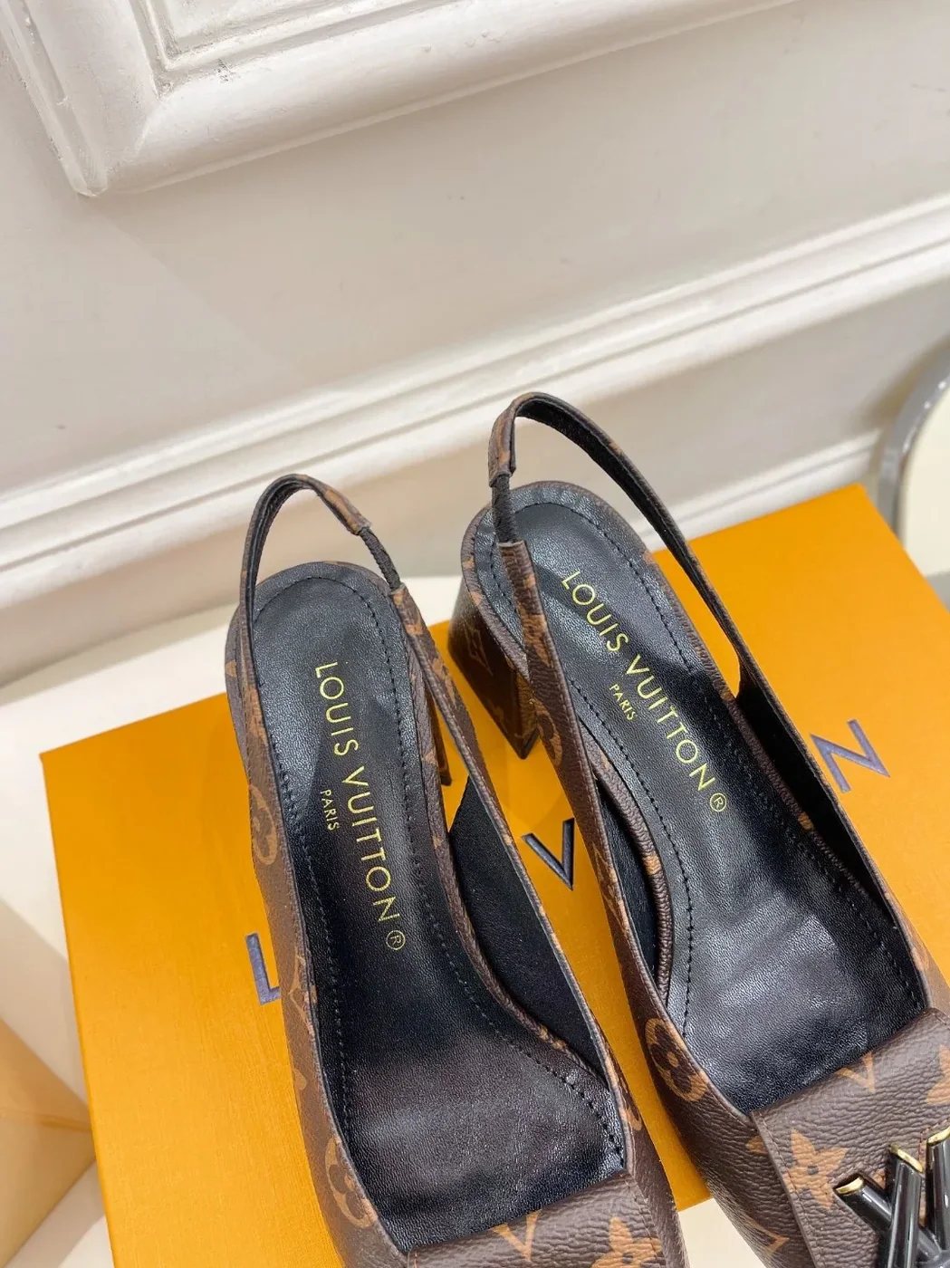 Louis Vuitton Sparkle Slingback Pump Brown Louis Vuitton Sparkle Slingback Pump Brown