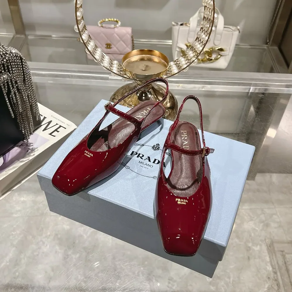 Prada Patent Leather Slingback Ballerinas for Women in Red Prada Patent Leather Slingback Ballerinas for Women in Red