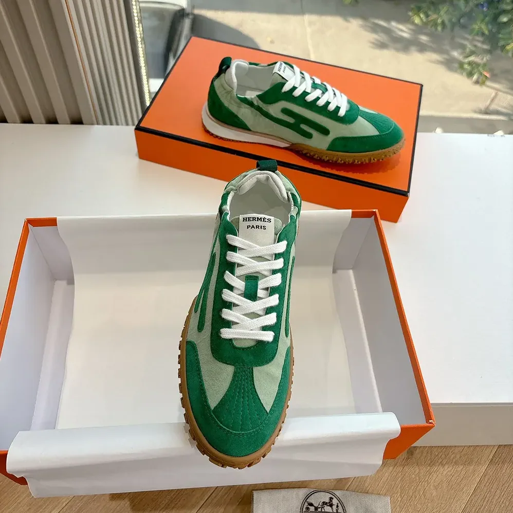 Hermes Jet Sneaker in Technical Canvas and Suede Goatskin for Unisex in Green