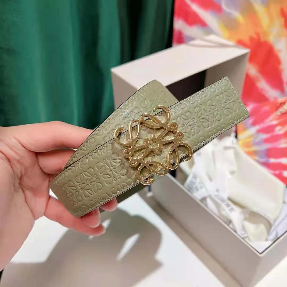 Loewe Anagram Belt in Silk Calfskin for Women in Green