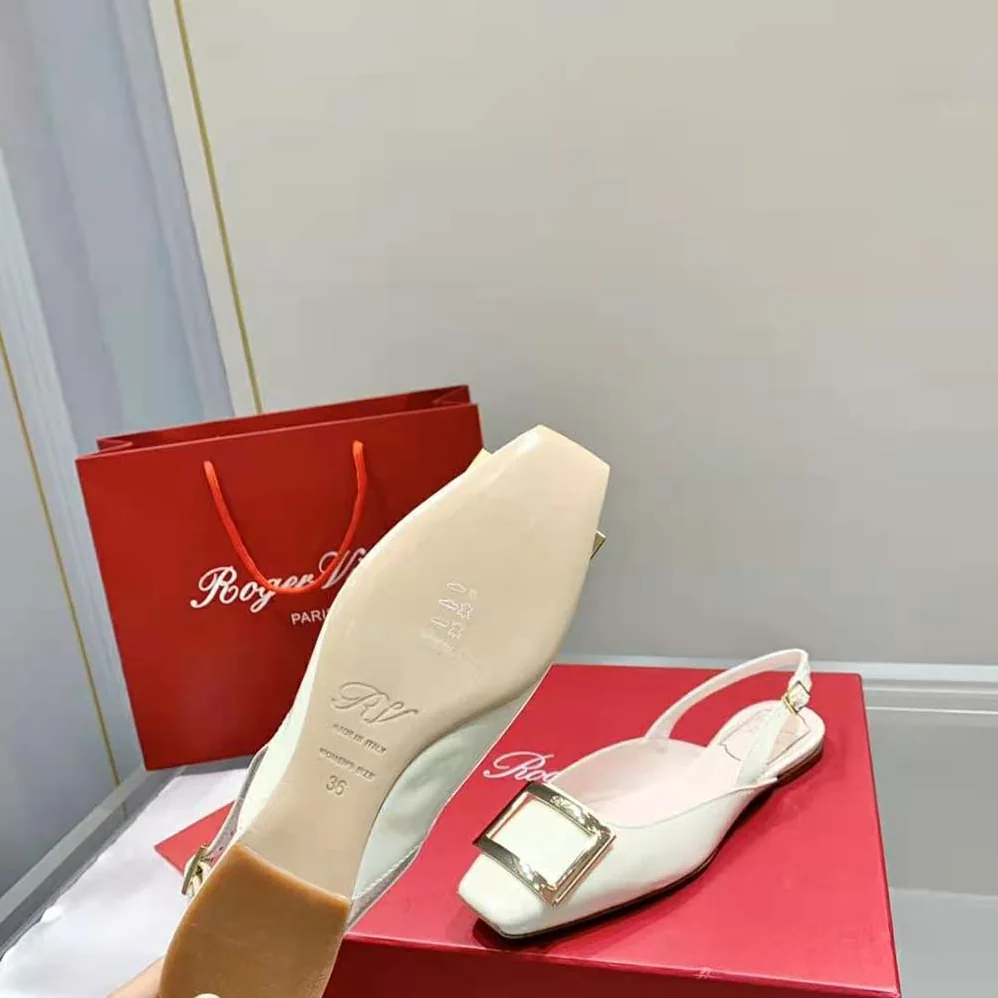 Roger Vivier Trompette Metal Buckle Slingback Ballerinas in Patent Leather for Women in White Roger Vivier Trompette Metal Buckle Slingback Ballerinas in Patent Leather for Women in White