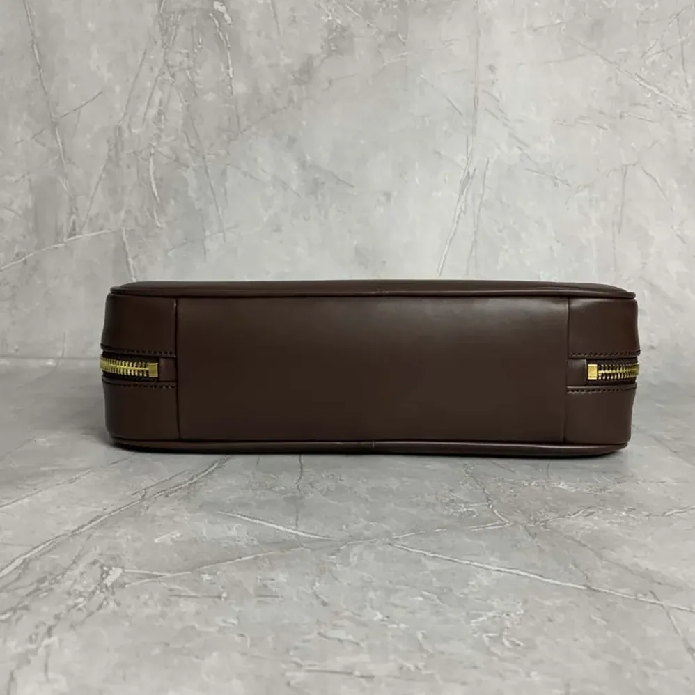 Miu Miu Beau Leather Top-handle Bag for Women in Briarwood