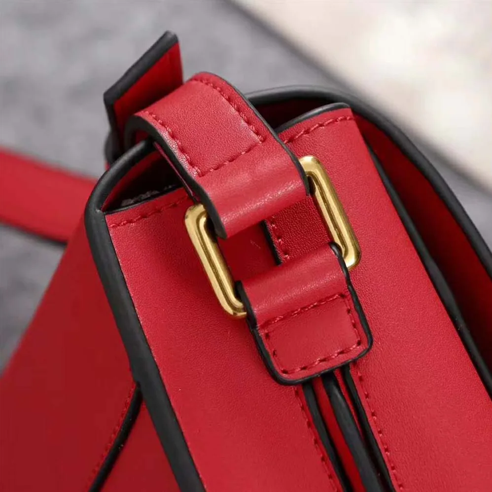 Saint Laurent YSL Betty Satchel in Smooth Leather for Women in Red Saint Laurent YSL Betty Satchel in Smooth Leather for Women in Red