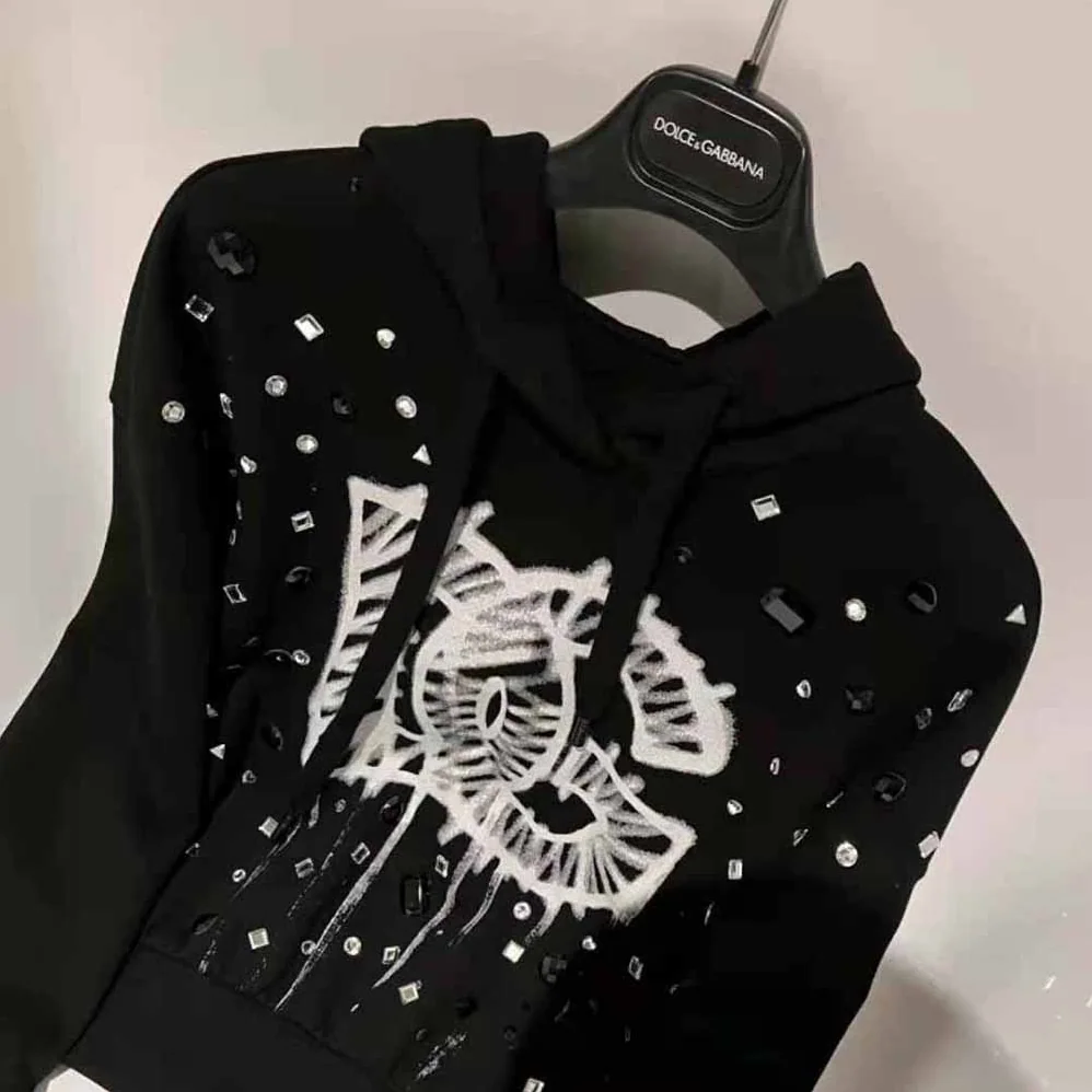 Dolce Gabbana D&G Jersey Sweatshirt with DG Logo Print for Women in Black Dolce Gabbana D&G Jersey Sweatshirt with DG Logo Print for Women in Black