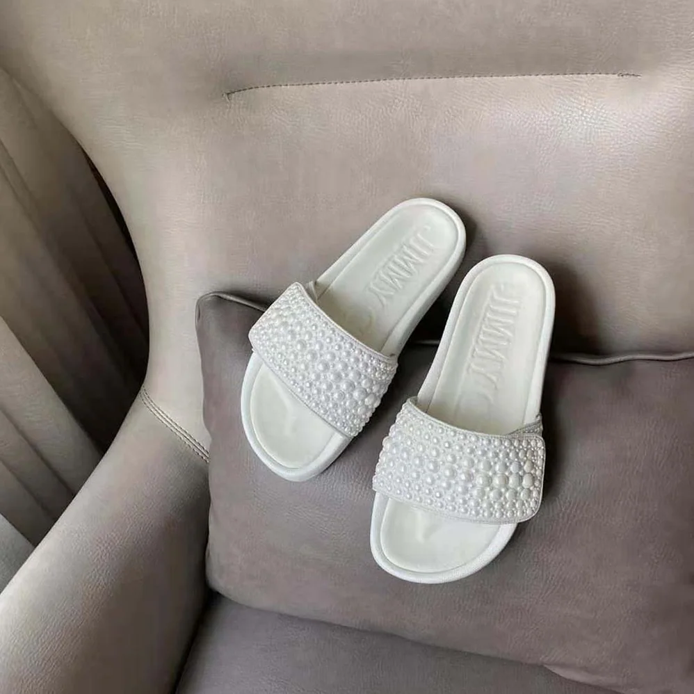 Jimmy Choo Fitz/F White Canvas and Leather Pool Slides with Pearls for Women Jimmy Choo Fitz/F White Canvas and Leather Pool Slides with Pearls for Women