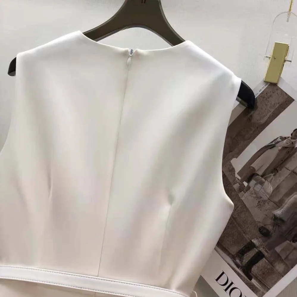 Fendi White Wool and Silk Dress with Fitted Waist and Cross for Women in Over Skirt