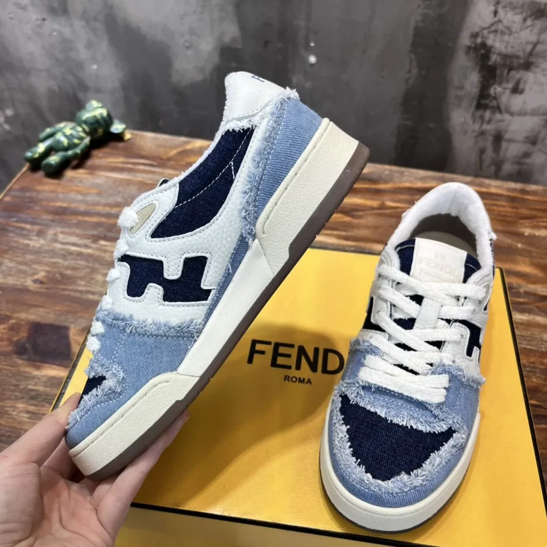 Fendi FD Fendi Match Low Tops Sneakers Blue