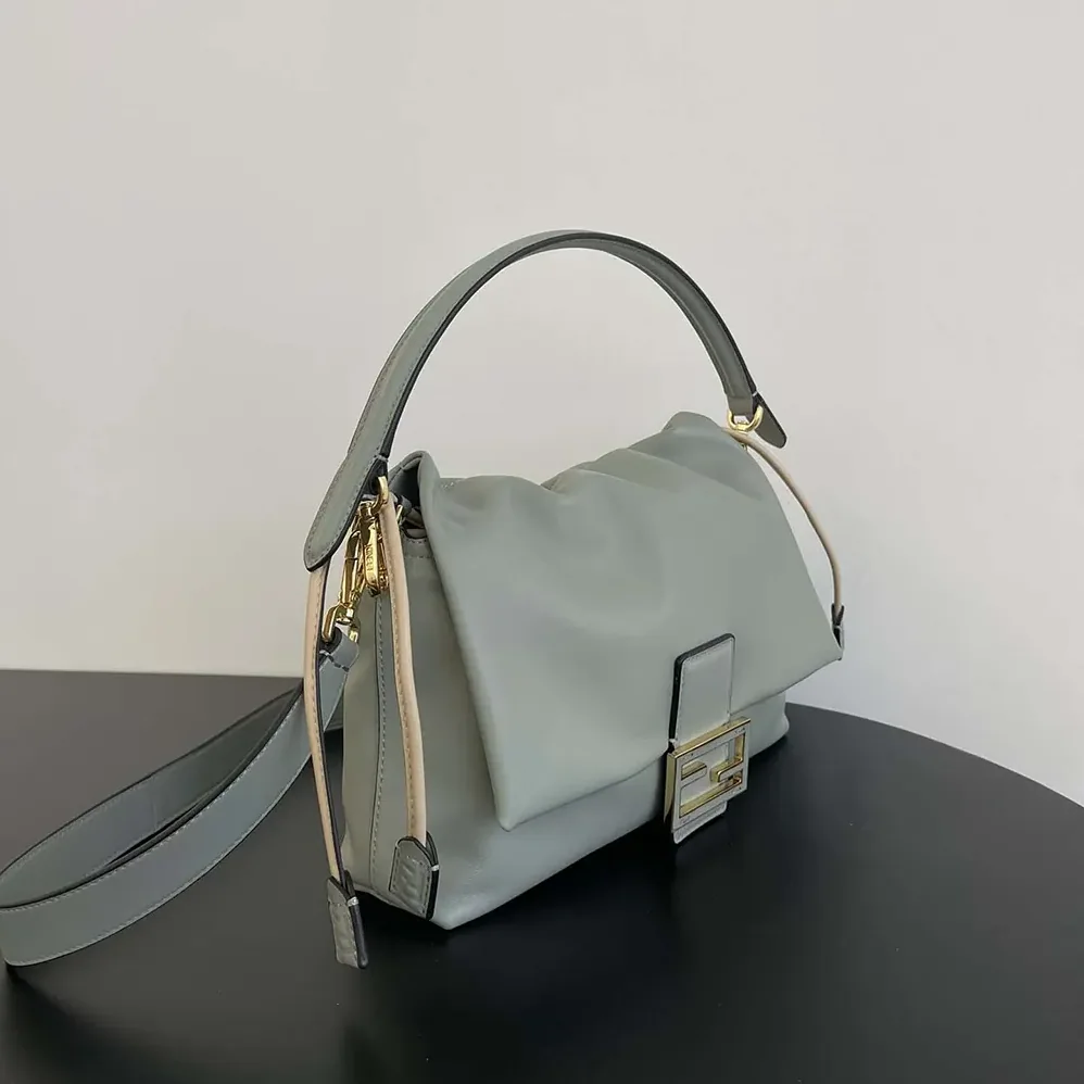 Fendi Mamma Baguette Small Matcha Green Nappa Leather Mini for Women in bag Fendi Mamma Baguette Small Matcha Green Nappa Leather Mini for Women in bag
