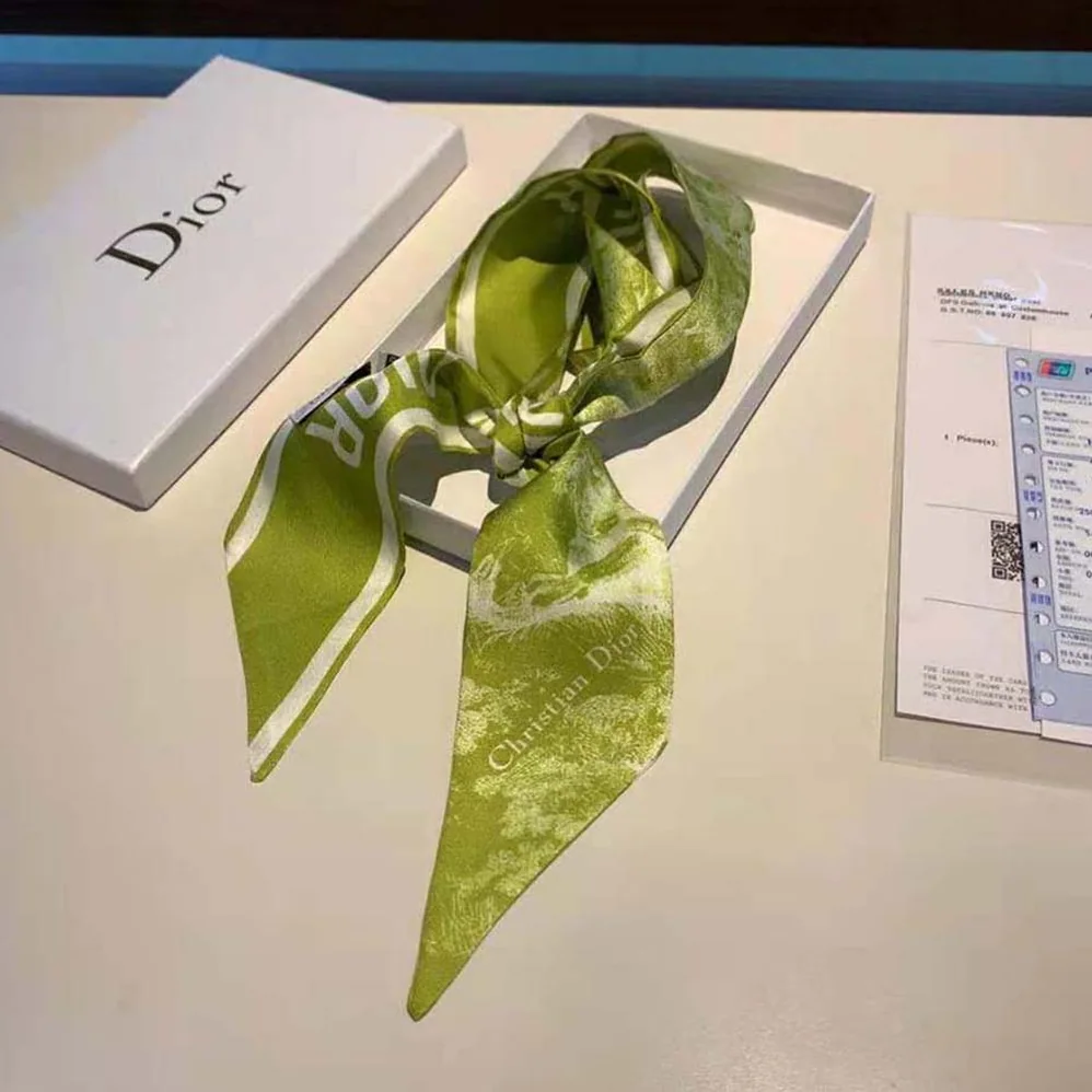 Dior Toile DE Jouy Reverse Mitzah Scarf Silk Twill for Women in Lime Dior Toile DE Jouy Reverse Mitzah Scarf Silk Twill for Women in Lime