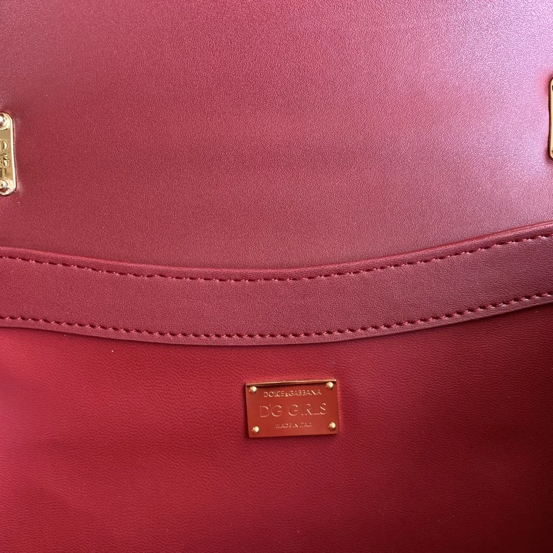 Dolce & Gabbana DG Girls CrossBody Bag Burgundy / Dolce & Gabbana DG Girls CrossBody Bag Burgundy /