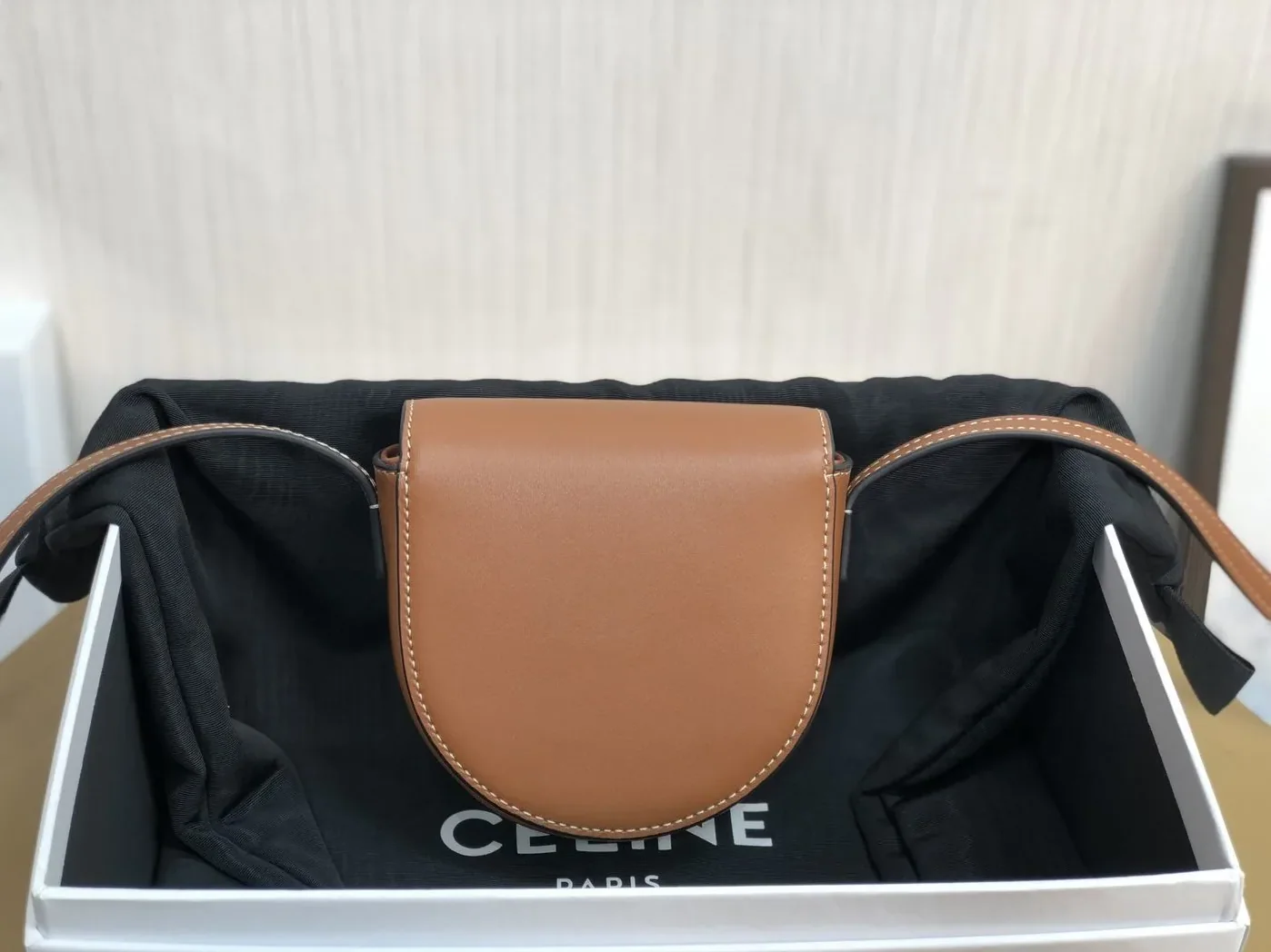 Celine Mini Besace Cuir Triomphe Brown /