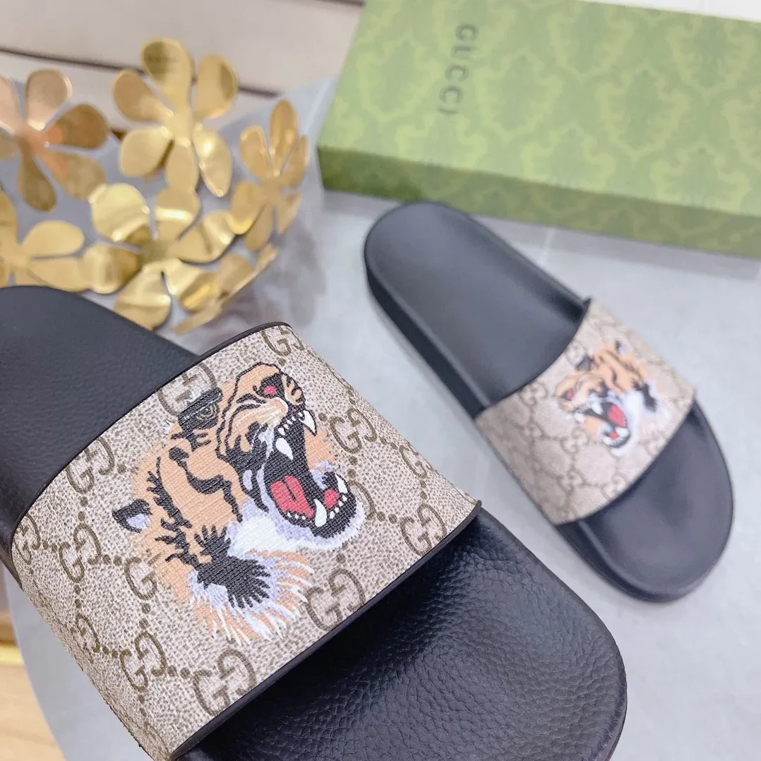 Gucci Gucci Supreme Slides With Tiger Black And Gray for Men