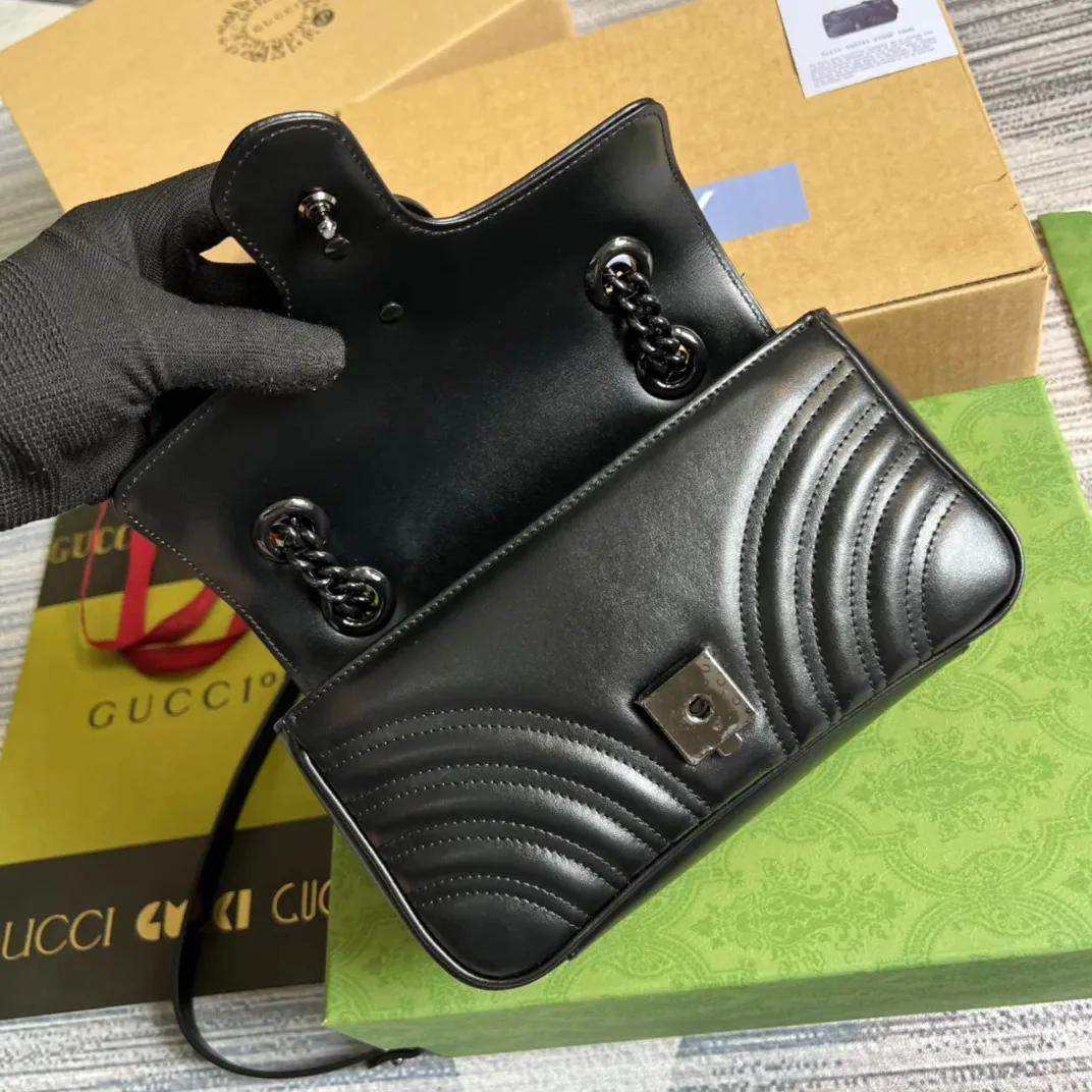 Gucci Marmont Matelassé Mini Bag White / GG
