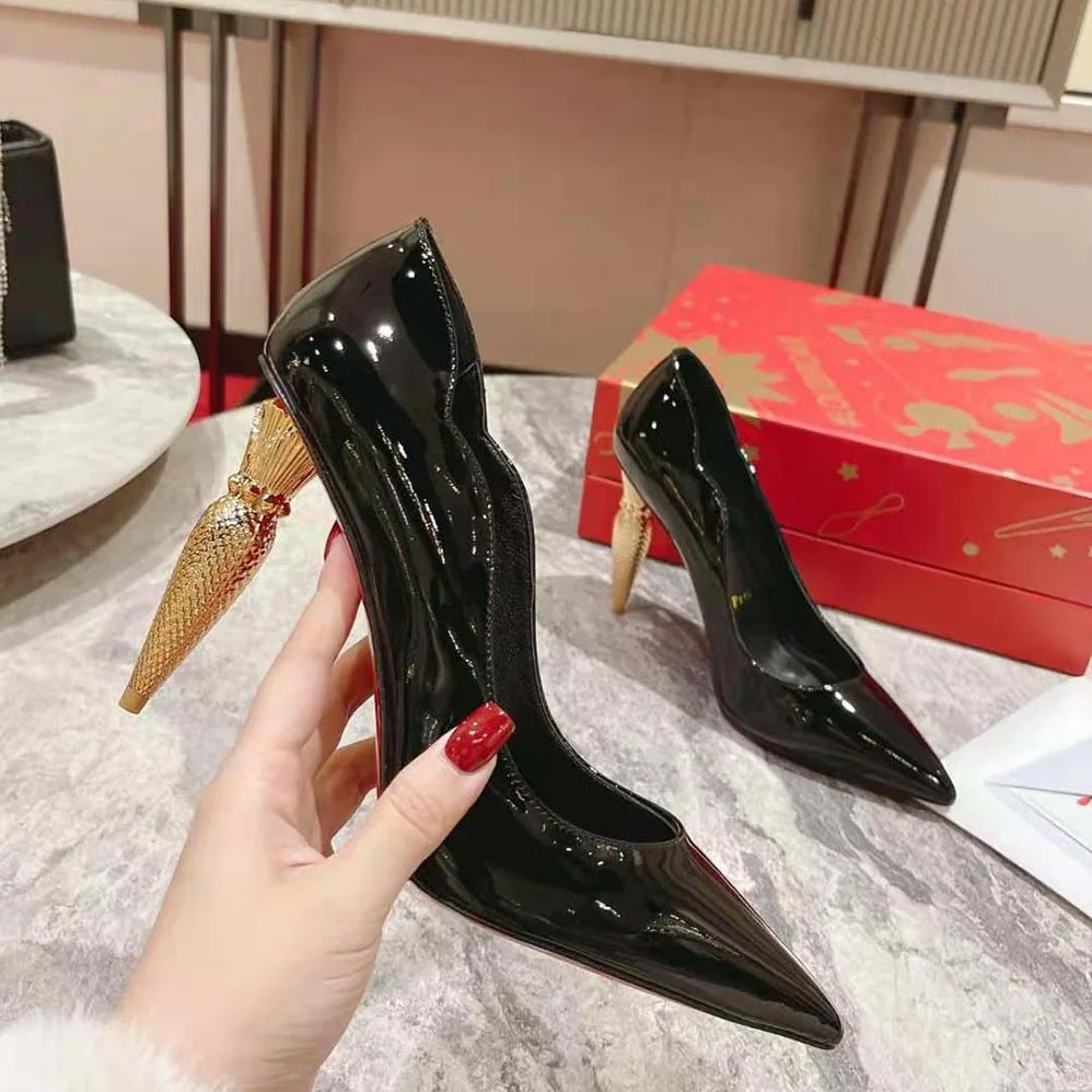 Christian Louboutin Lipchick Pump 100 mm Heel Height for Women in Black Christian Louboutin Lipchick Pump 100 mm Heel Height for Women in Black