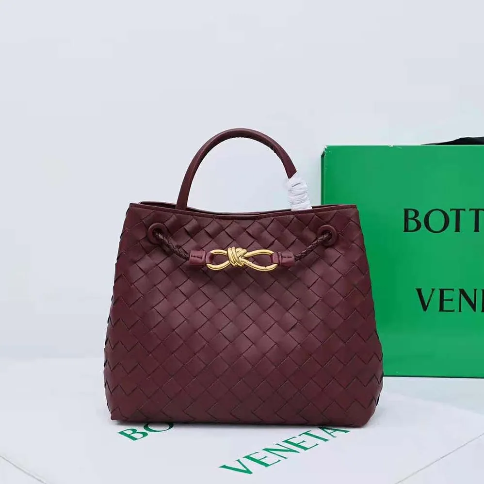 Bottega Veneta Small Andiamo in Lambskin Leather for Women in Maroon