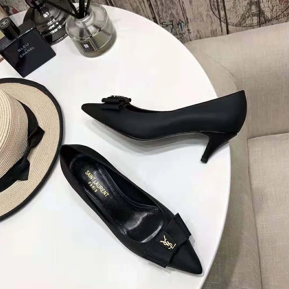 Saint Laurent YSL Anais Bow Pumps in Smooth Leather for Women in Black