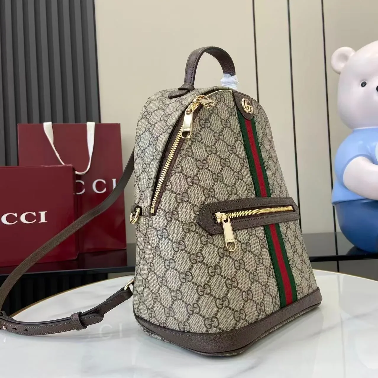 Gucci Ophidia Small Backpack / Beige/ Dark Brown Gold Hardware Gucci Ophidia Small Backpack / Beige/ Dark Brown Gold Hardware