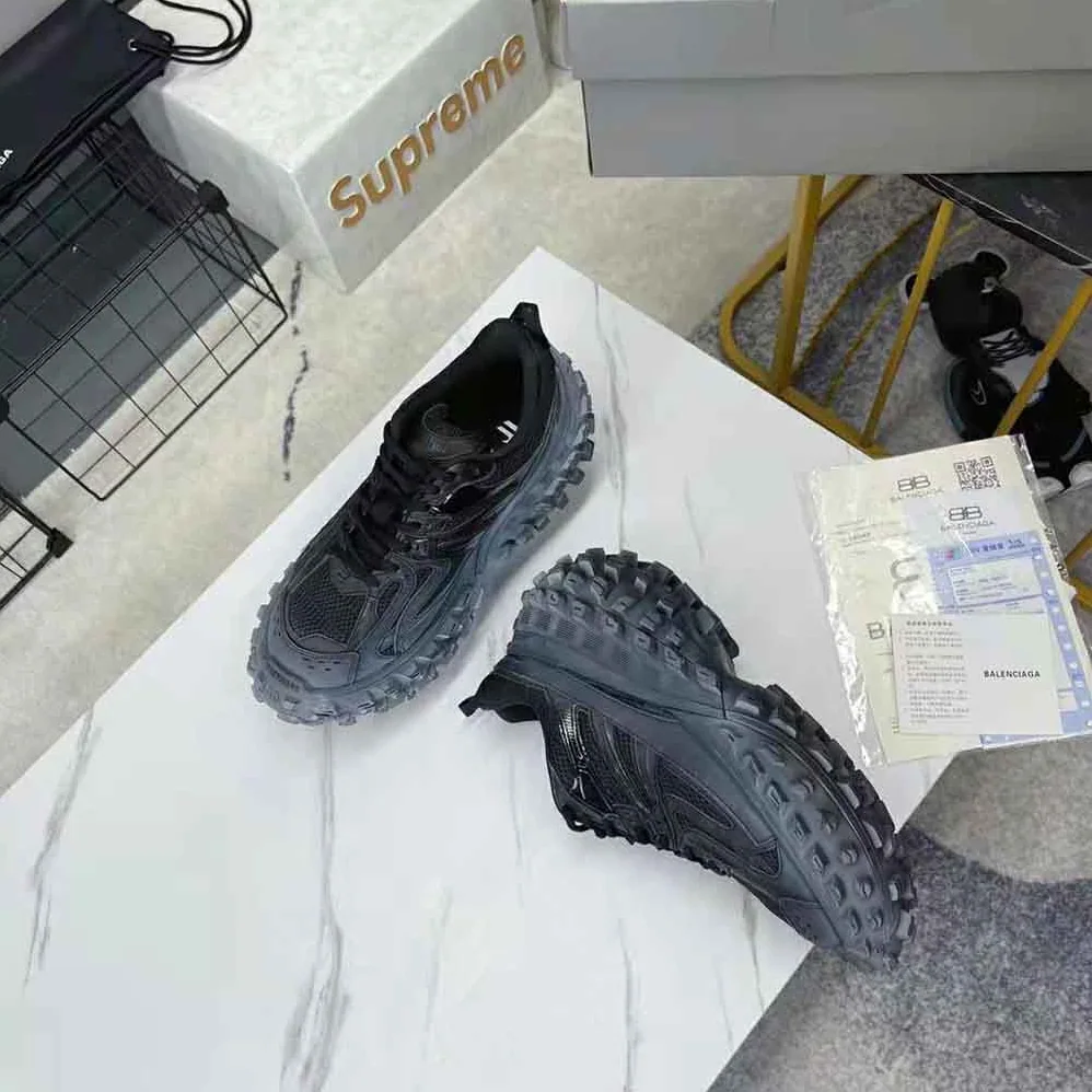Balenciaga Defender Sneaker in Black Mesh and Nylon for Unisex Balenciaga Defender Sneaker in Black Mesh and Nylon for Unisex