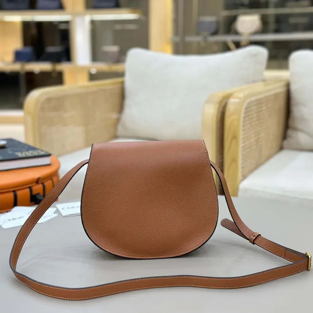 Chloe Small Marcie Saddle Bag is Crafted Leather for Women Chloe Small Marcie Saddle Bag is Crafted Leather for Women