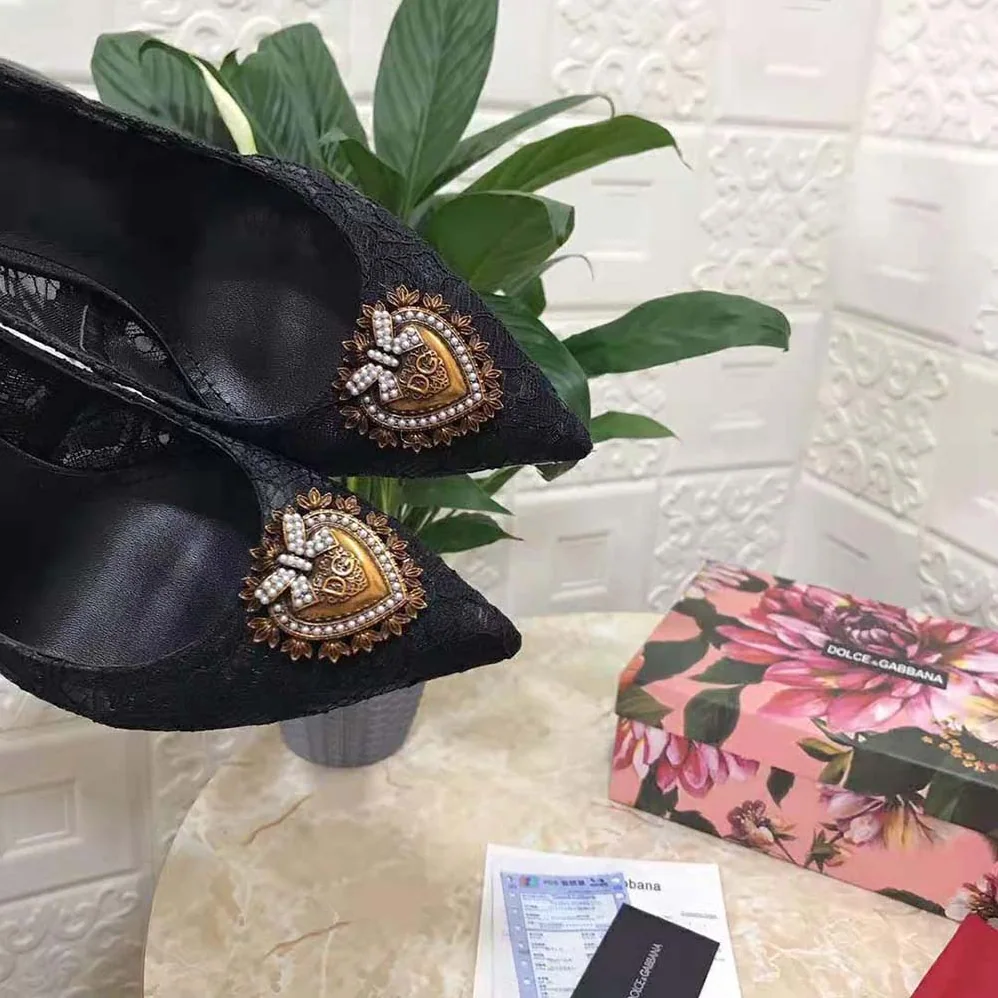 Dolce Gabbana D&G Taormina Lace Pumps with Devotion Heart for Women