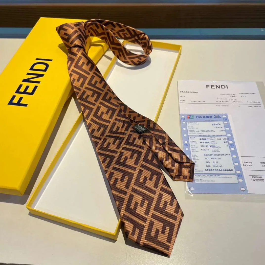 Fendi Tie Silk Necktie Brown Fendi Tie Silk Necktie Brown