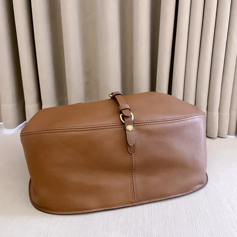 Miu Miu Rendez for Women in Vous Leather Bag Oak