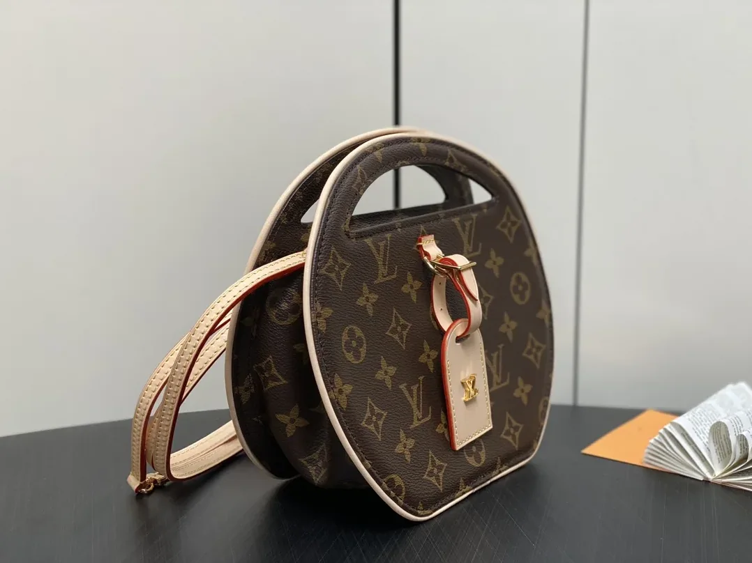 Louis Vuitton Around Me PM Brown / Louis Vuitton Around Me PM Brown /