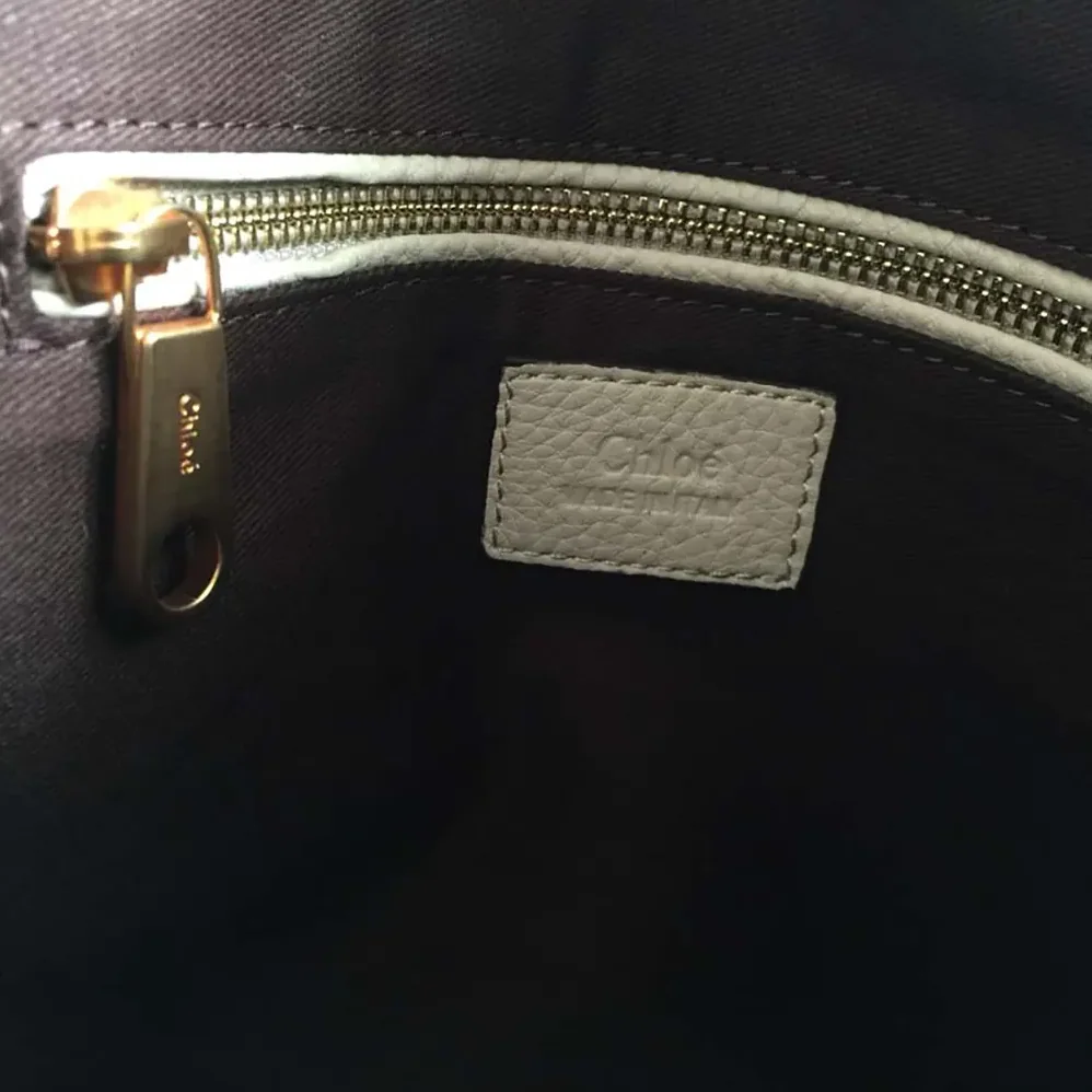 Chloe Marcie Bag in Grained Leather for Women in Beige Chloe Marcie Bag in Grained Leather for Women in Beige