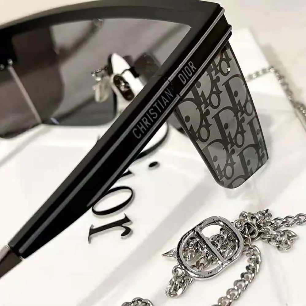Dior DiorClub M1U Black Dior Oblique Mask Sunglasses for Women Dior DiorClub M1U Black Dior Oblique Mask Sunglasses for Women