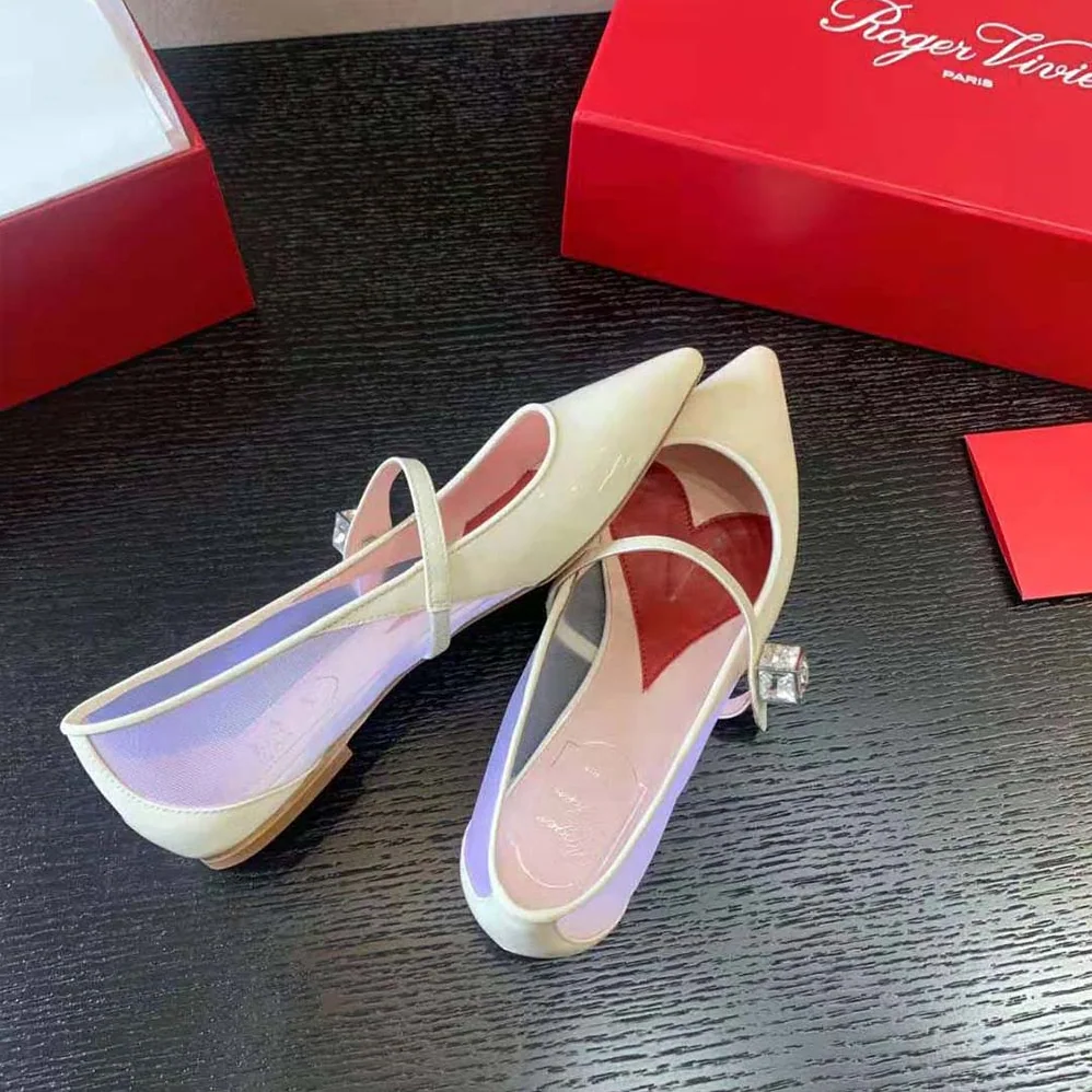 Roger Vivier Babies Ballerinas in Patent Leather for Women in White Roger Vivier Babies Ballerinas in Patent Leather for Women in White