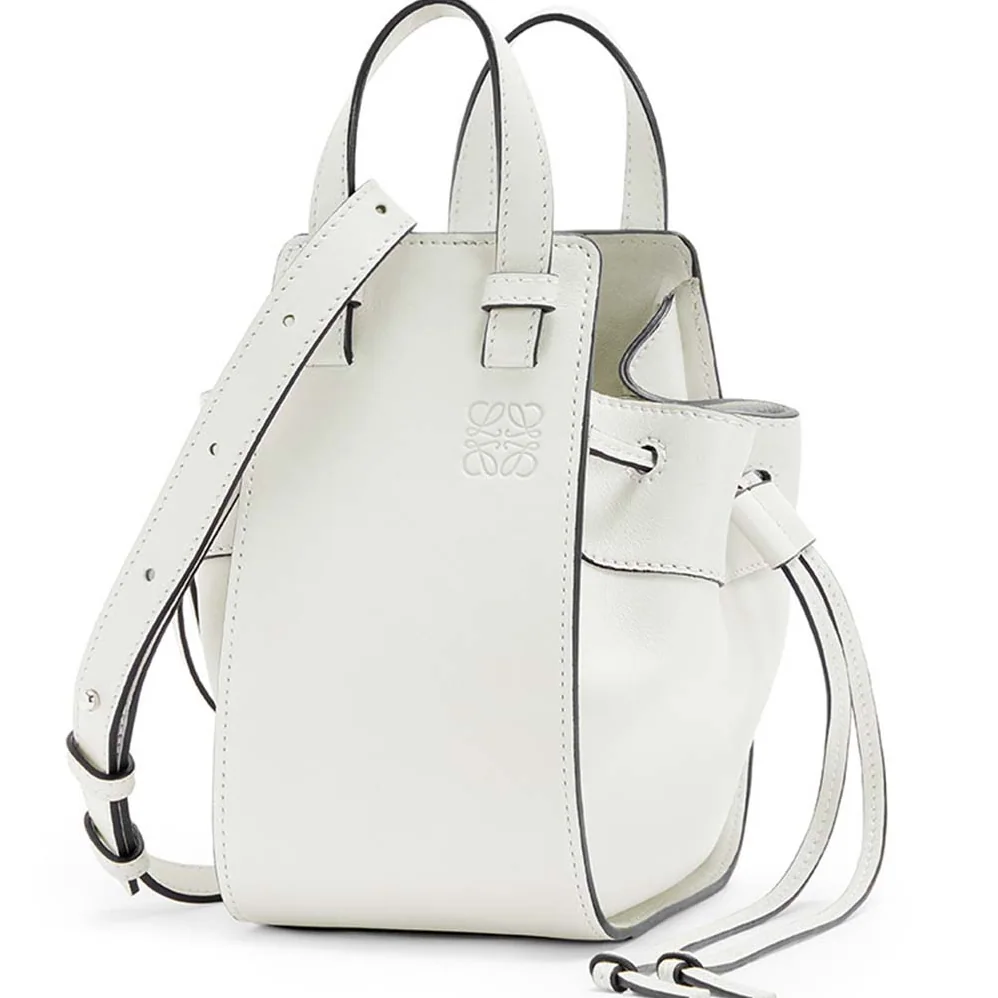 Loewe Hammock Dw Mini Bag in Nappa Calf for Women in White Loewe Hammock Dw Mini Bag in Nappa Calf for Women in White