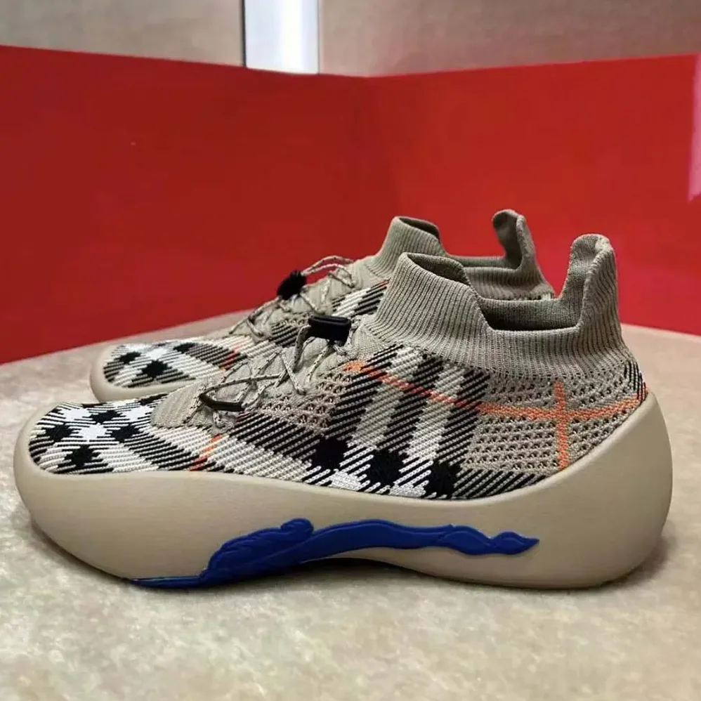 Burberry Check Knit Neptune Sneakers for Unisex in Sandy