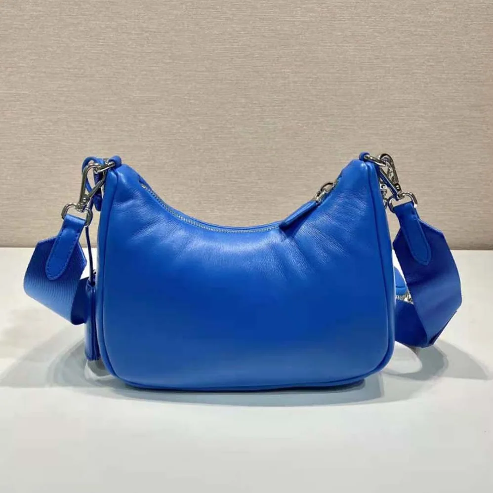 Prada Padded Nappa-Leather Prada Re-Edition 2005 Shoulder Bag for Women in Blue Prada Padded Nappa-Leather Prada Re-Edition 2005 Shoulder Bag for Women in Blue