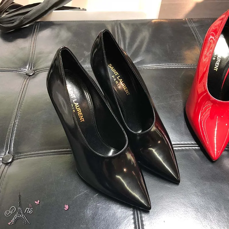 Saint Laurent YSL Shoes Teddy Pump Shiny Leather 10.5cm for Women in Black Saint Laurent YSL Shoes Teddy Pump Shiny Leather 10.5cm for Women in Black