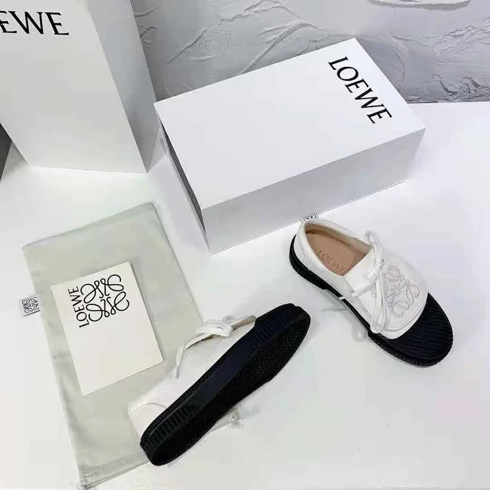 Loewe Anagram Flap Sneaker in Canvas for Women in White