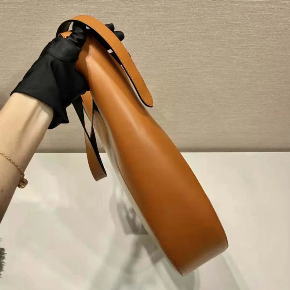 Prada Large Leather Shoulder Bag with Topstitching for Women in Brown Prada Large Leather Shoulder Bag with Topstitching for Women in Brown