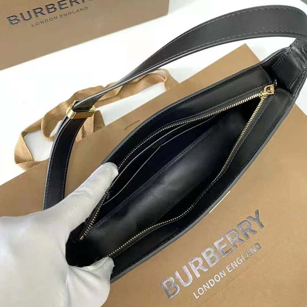 Burberry Leather TB Shoulder Bag for Women in Black Burberry Leather TB Shoulder Bag for Women in Black
