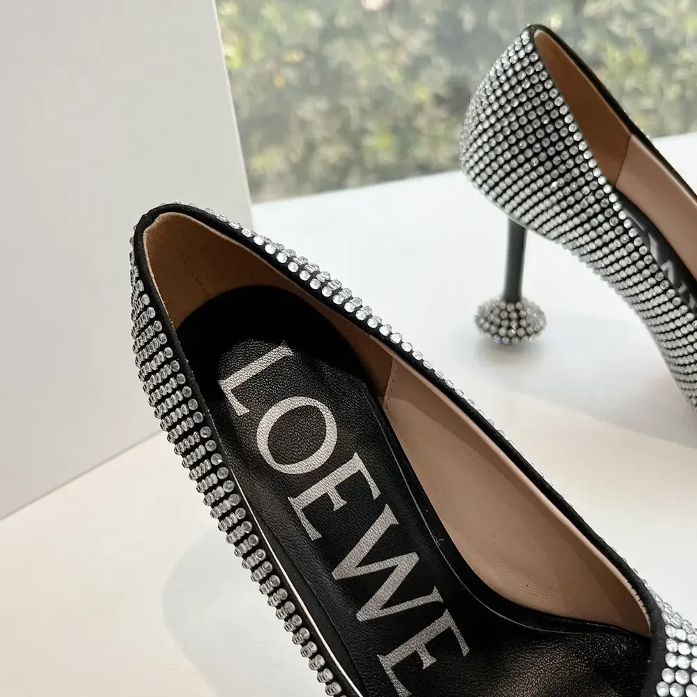 Loewe Toy Pump in Suede and Allover Rhinestones for Women in Black Loewe Toy Pump in Suede and Allover Rhinestones for Women in Black