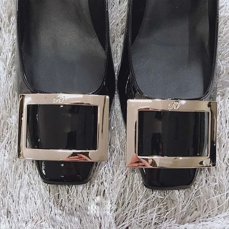 Roger Vivier Belle Vivier Trompette Pumps Patent Leather-4.5cm for Women in Black