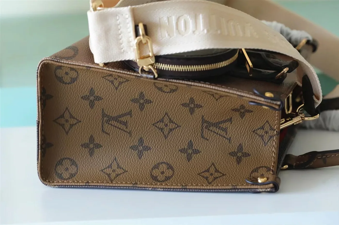 Louis Vuitton OnTheGo PM Tote Bag in Brown Gold Hardware