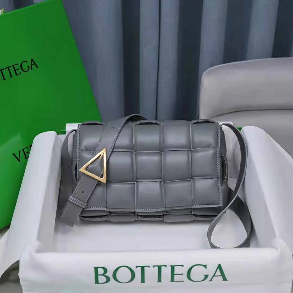 Bottega Veneta Padded Cassette Padded Intreccio Leather Cross-Body Bag for Women in Gray Bottega Veneta Padded Cassette Padded Intreccio Leather Cross-Body Bag for Women in Gray