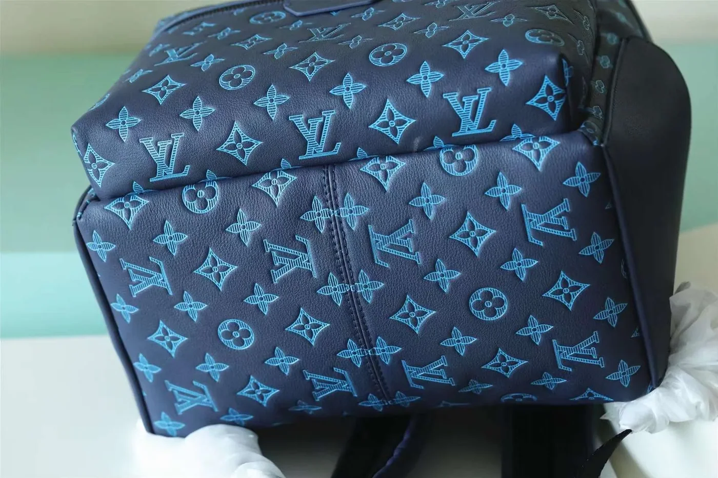 Louis Vuitton Discovery Backpack Blue /