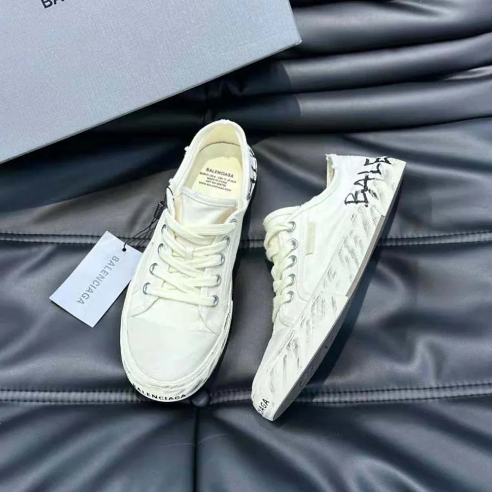 Balenciaga Paris Low Top Graffiti Sneaker in White for Unisex Balenciaga Paris Low Top Graffiti Sneaker in White for Unisex
