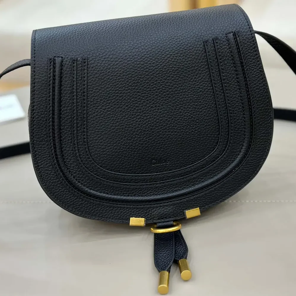 Chloe Marcie Saddle Bag is Crafted Leather for Women Chloe Marcie Saddle Bag is Crafted Leather for Women