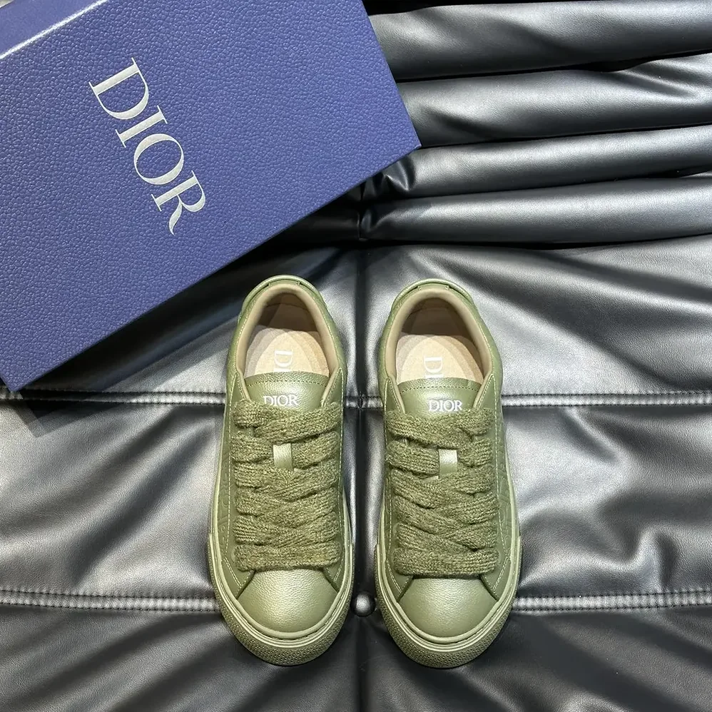 Dior B33 Sneaker Khaki Grained Calfskin and Khaki Dior Gravity Leather for Men Dior B33 Sneaker Khaki Grained Calfskin and Khaki Dior Gravity Leather for Men