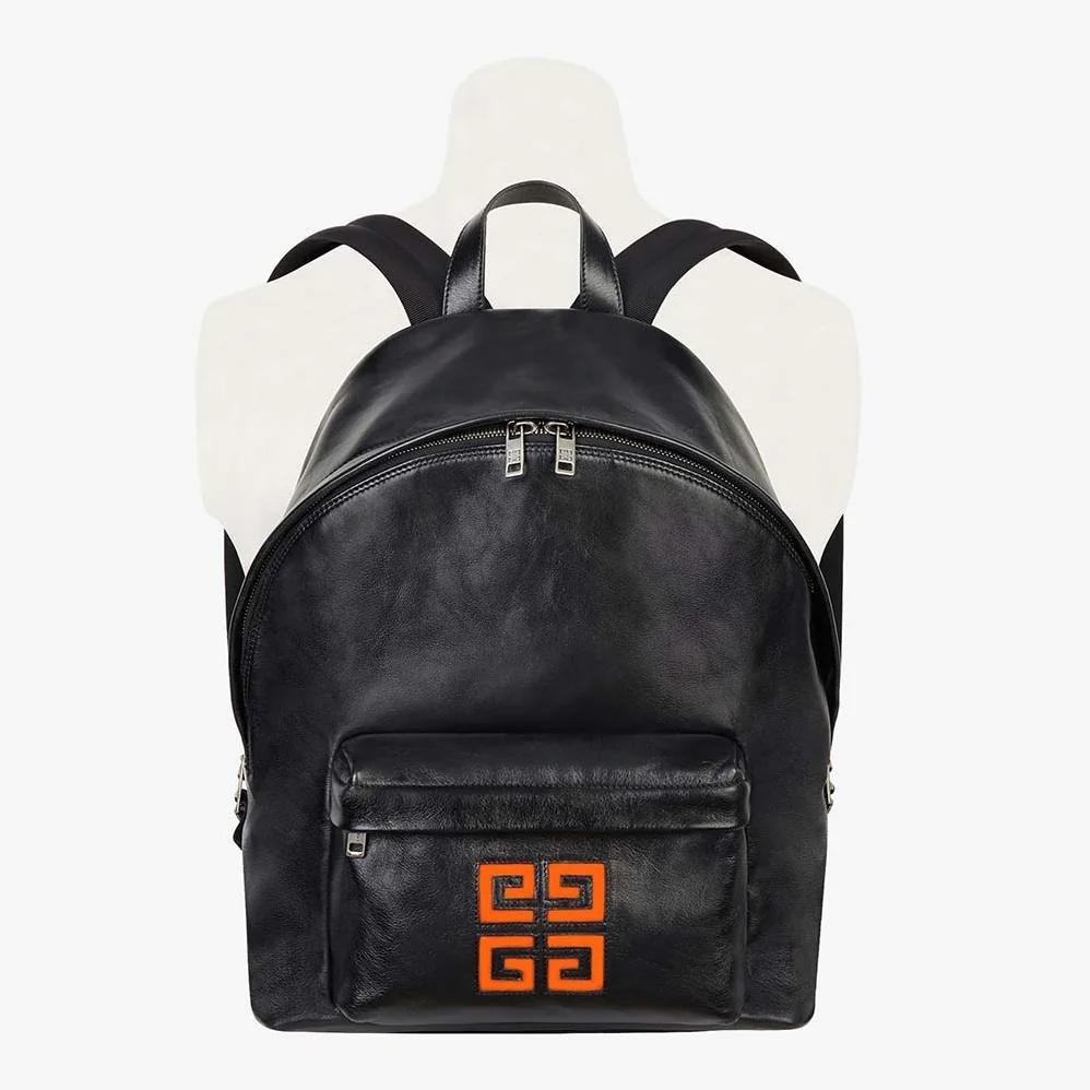 Givenchy 4G Backpack in Leather for Men in Black Givenchy 4G Backpack in Leather for Men in Black