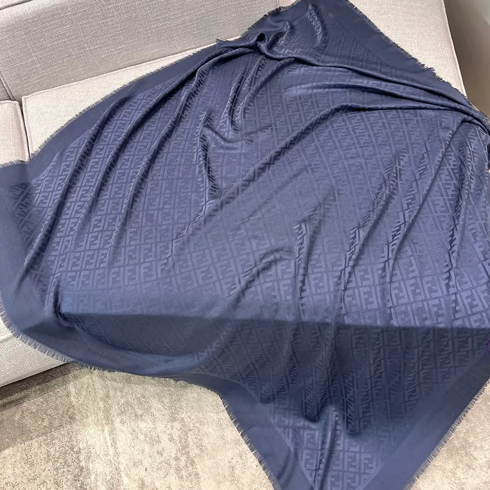 Fendi FF Navy Blue Silk and Wool Shawl for Unisex Fendi FF Navy Blue Silk and Wool Shawl for Unisex