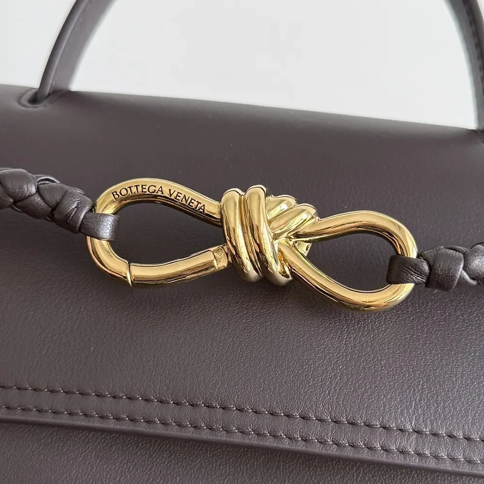 Bottega Veneta Small Ciao Ciao for Women in Chocolate